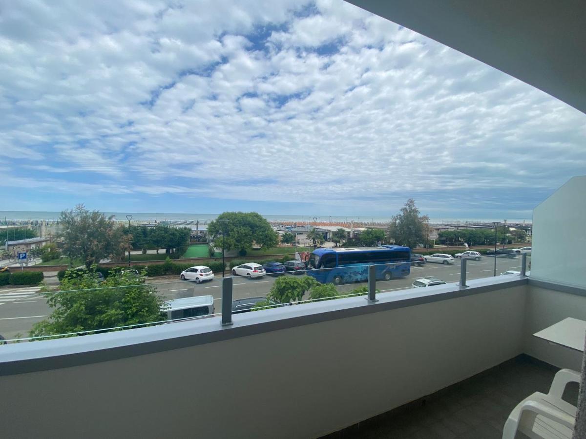 Hotel Sedonia Cervia Exterior photo